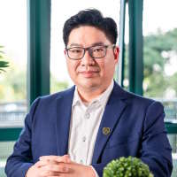 Cyrus CHAN, Alumnus