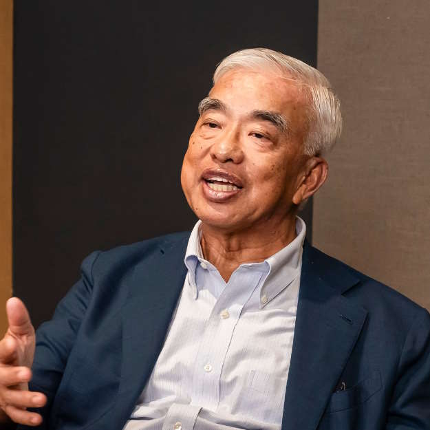 张舜尧博士, 校友